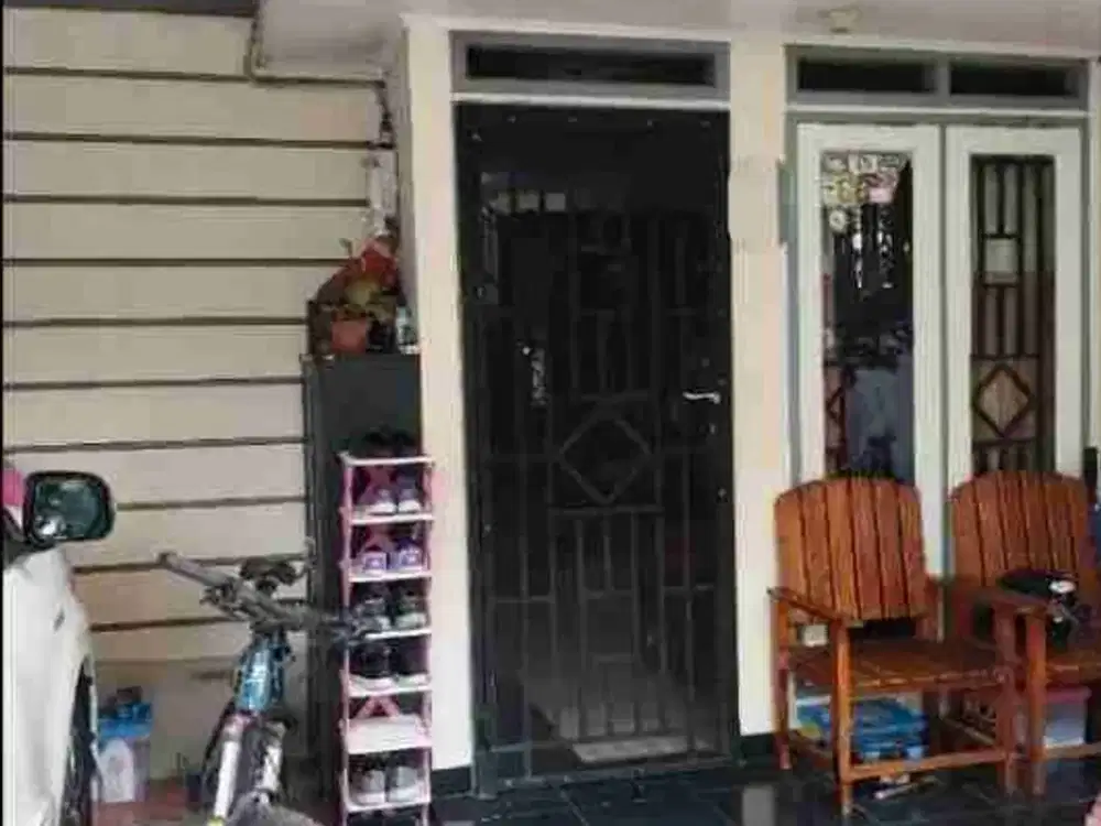 Rumah 1 1/2 Lantai di Area Cipondoh Tangerang Siap Huni