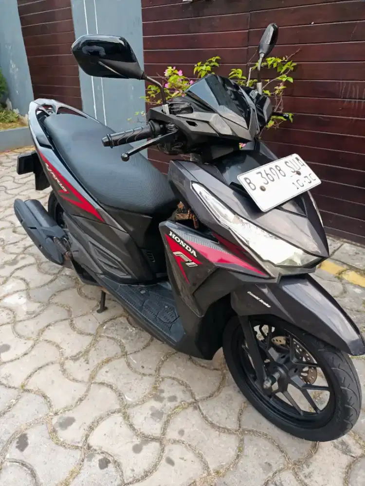 DIJUAL CEPAT HONDA VARIO LED 125 CC ORIGINAL