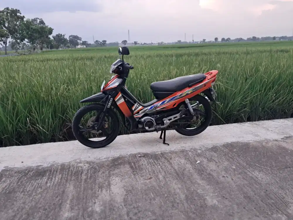 Fiz R 2004 dijual