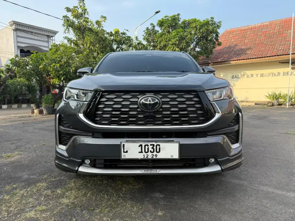 Toyota Innova Zenix Q Hybrid TSS HV Modelista AT DP 70jt