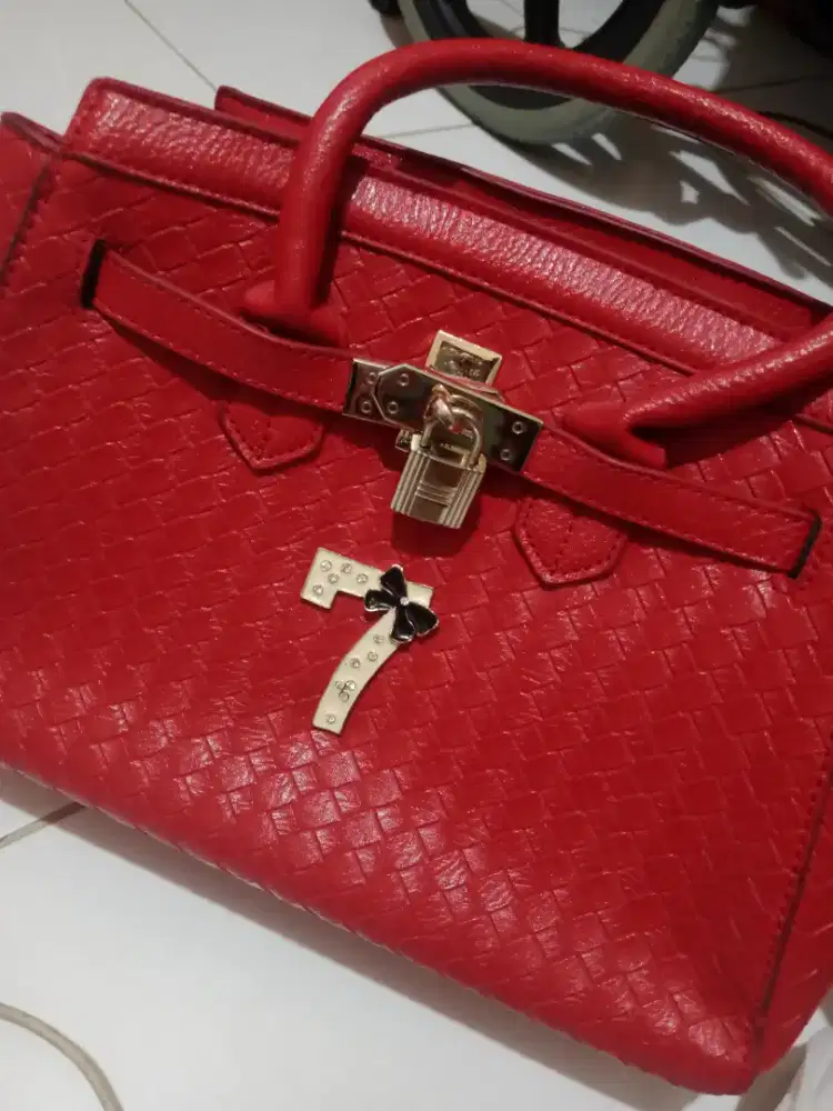 Hand bag furla merah menyala