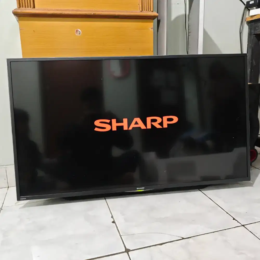 LED TV Digital Sharp 42 Inch Full HD Plus bracket