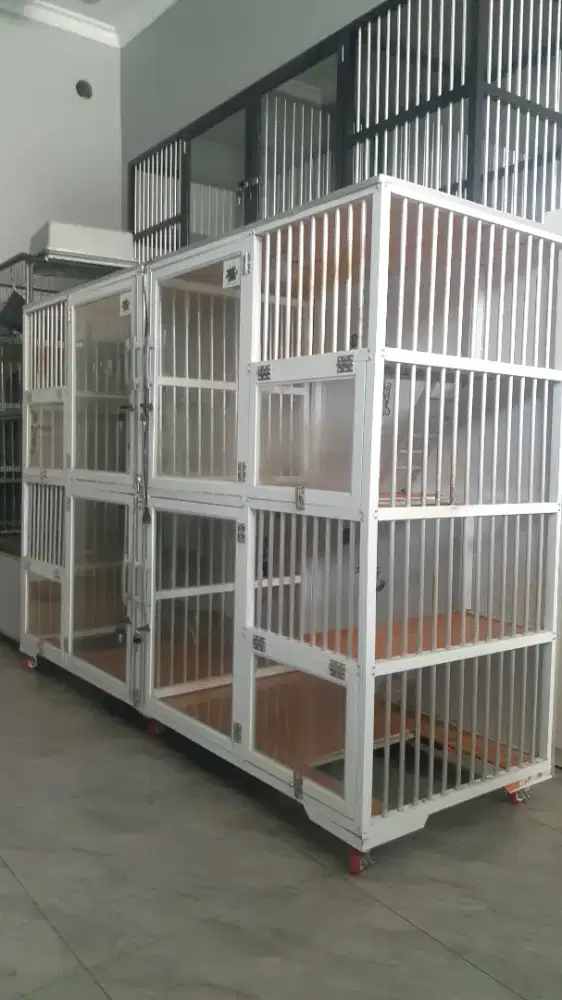 Kandang 4 pintu premium