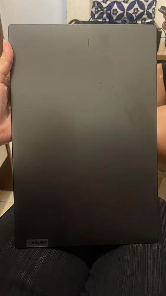 Laptop Lenovo V14 G3 generasi 12 4GB/256GB