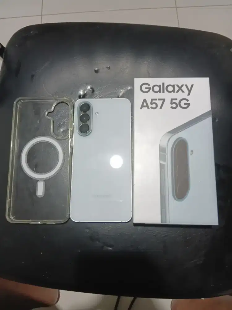 Samsung A57 5G.