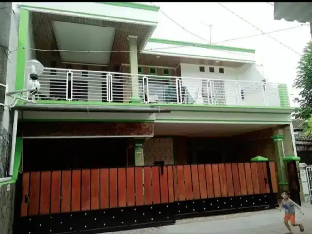 Rumah besar harga Miring dekat akses tol di perumahan Taman Narogong