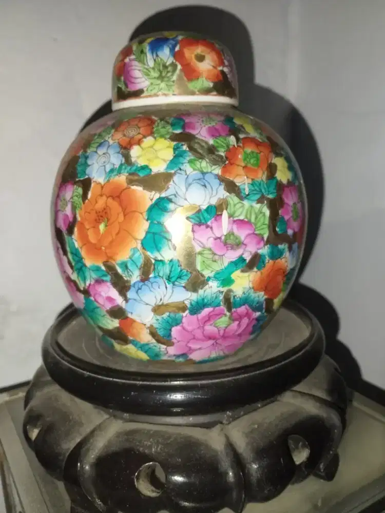 Guci atau Ginger jar