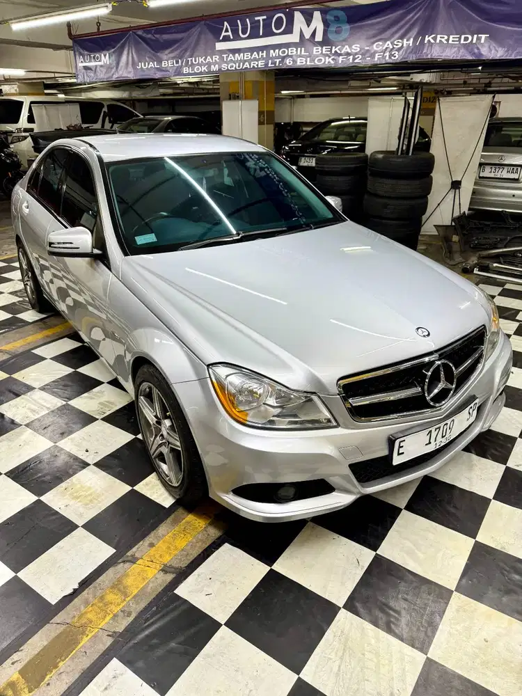 Mercedes Benz C200 CGI (W204) 2011