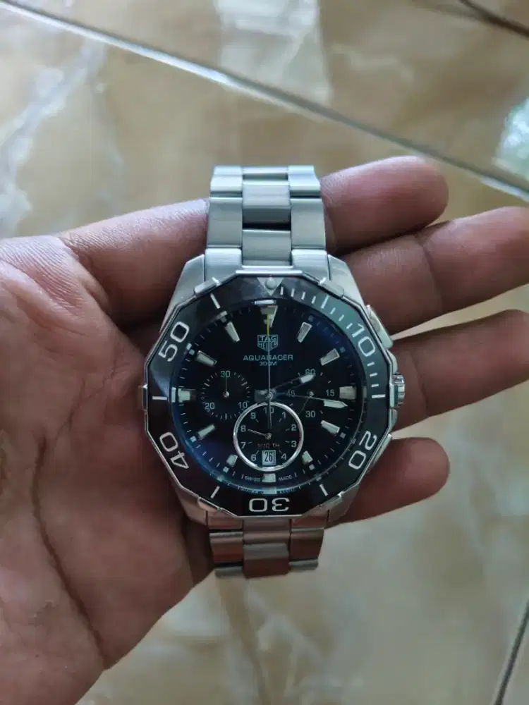Jam tangan premium