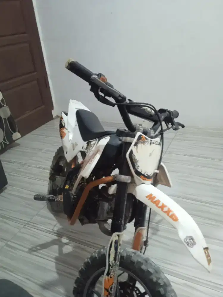 Motor cros anak