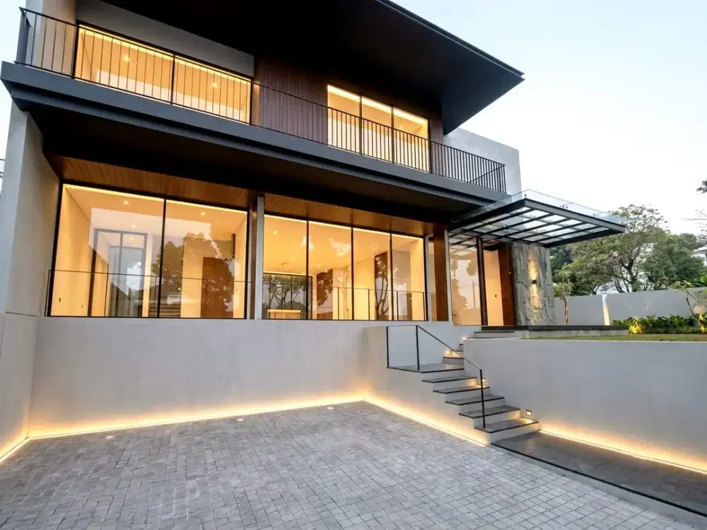 Rumah Baru Modern Tropical Minimalis di Budi Indah