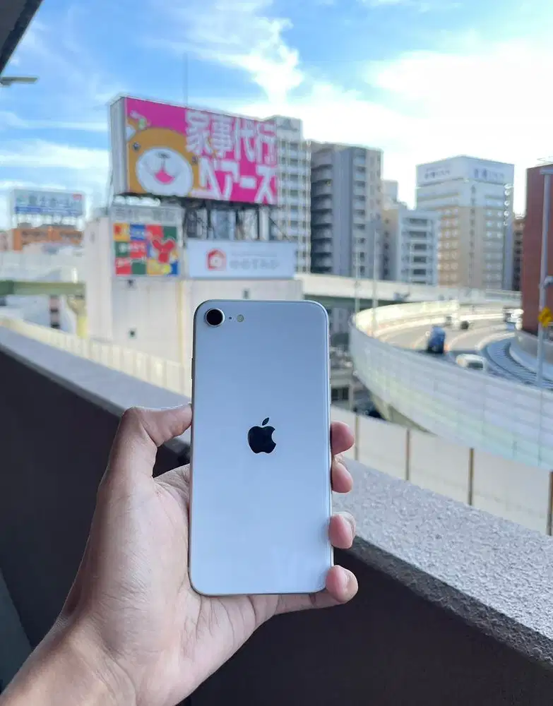 iphone SE Gen 3 128 Beacukai