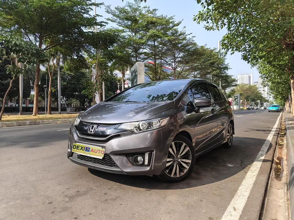 (KM30000)HONDA JAZZ RS AT 2016 NIK 2015 ISTIMEWA KM RENDAH!!