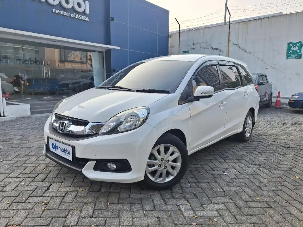 LOW DP Honda Mobilio 1.5 E Bensin-AT 2014 BYT