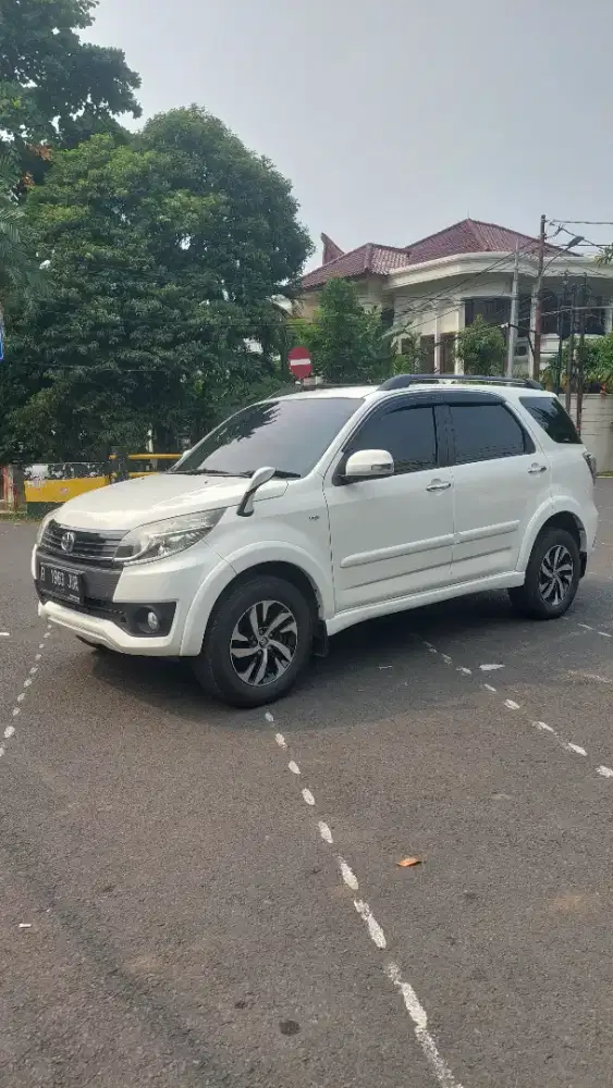 Toyota Rush 2016 Matic Putih
