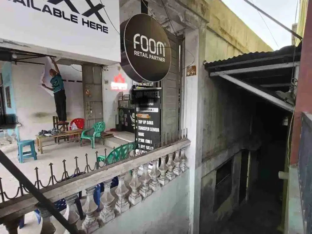ruko dua lantai strategis depan lapangan merdeka jalan veteran binjai