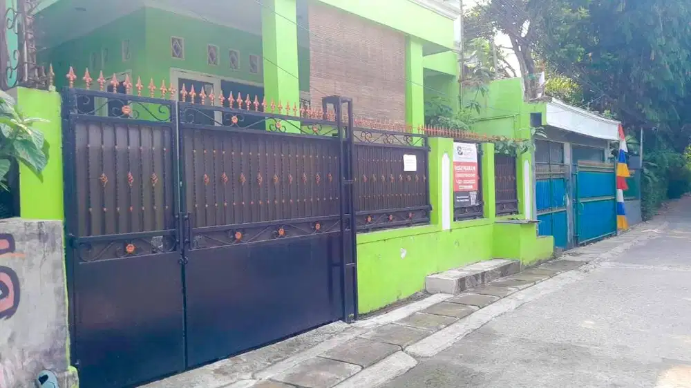 Dijual rumah di Jl. Dahlia Raya No. 58 RT 03/RW Pancoran Mas Depok