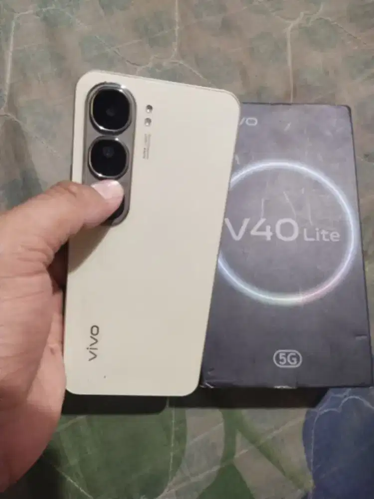 Vivo V40 lite 5G ram 8/256