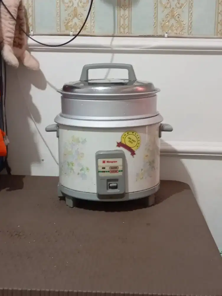Kukusan Listrik Miyako