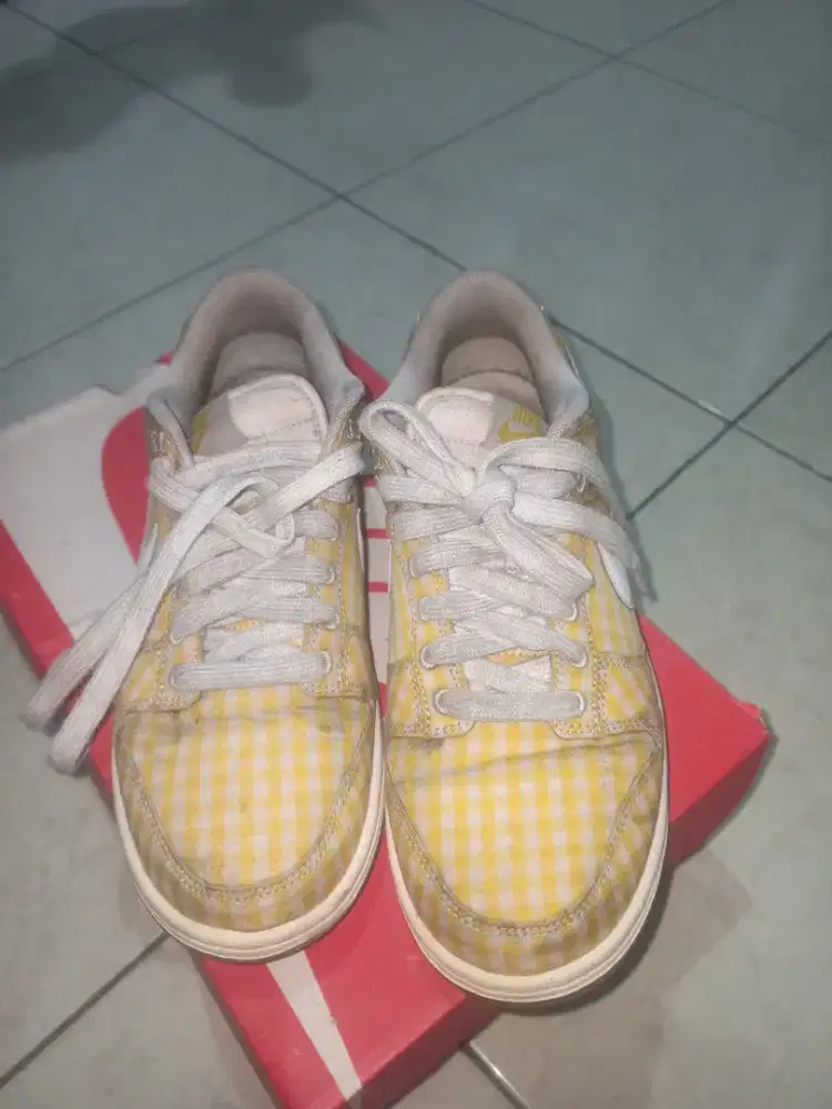 Jual murah nike dunk kuning - putih