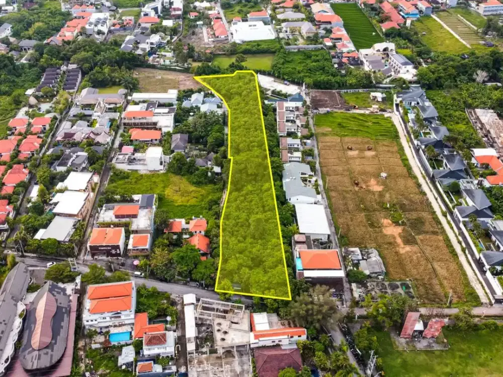 DIJUAL TANAH PINGGIR SUNGAI DEKAT PANTAI BERAWA BALI