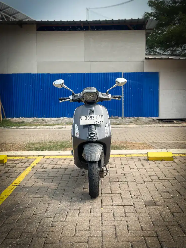 VESPA SPRINT 150 IGET 2017 GREY - TERMURAH SEINDONESIA
