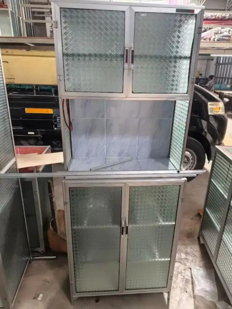 DIJUAL LEMARI ALUMINIUM – NEW / BELUM TERPAKAI