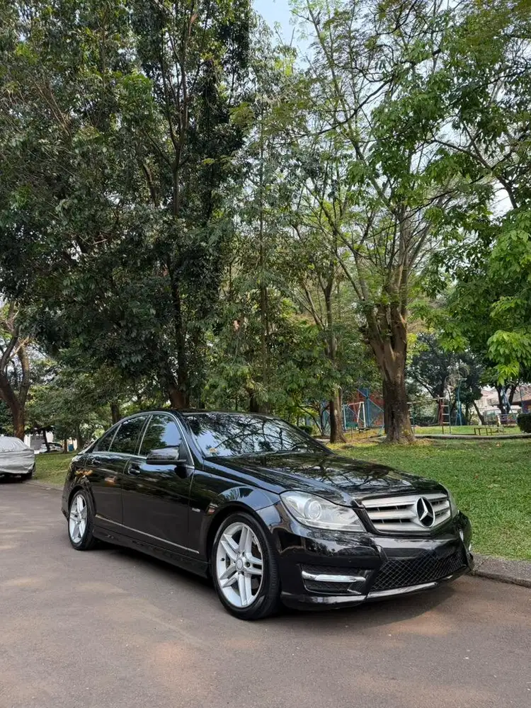 Mercedes Benz C250 2012 W204 AMG
