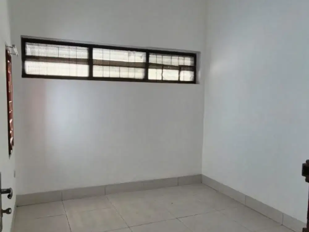 Rumah Terawat di sayap Bkr Ramdhan Buahbatu Bandung