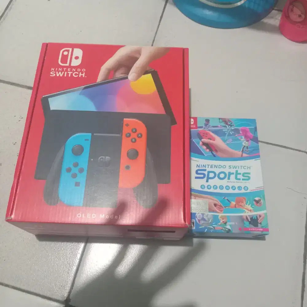 JUAL Nintendo Switch OLED + Nintendo Switch Sports