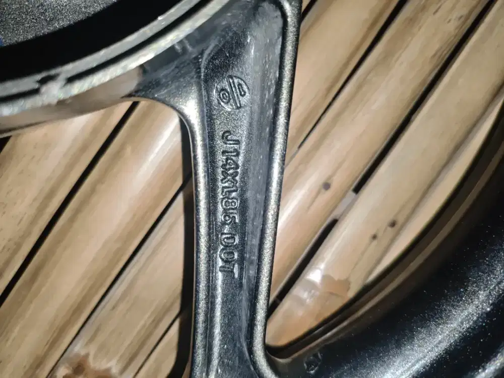 Velg vario 125 old