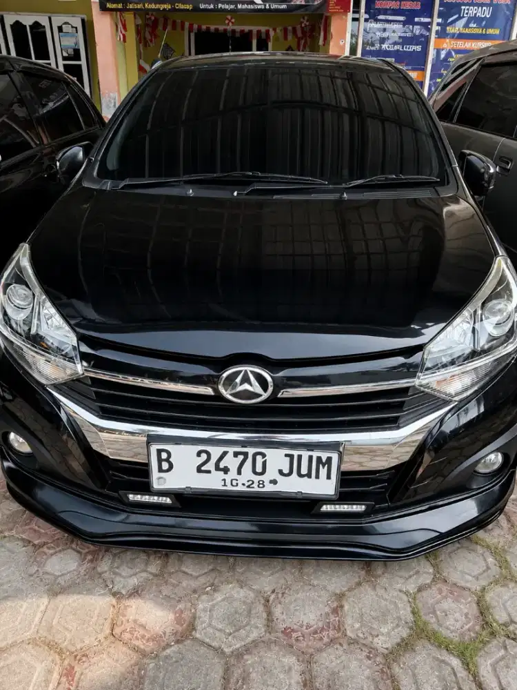 Ayla R 1,2 cc Matic 2018 Hitam