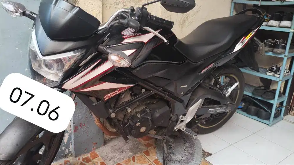 CB150R 2013 SS lengkap