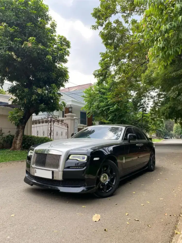 Rolls Royce GHOST 2011