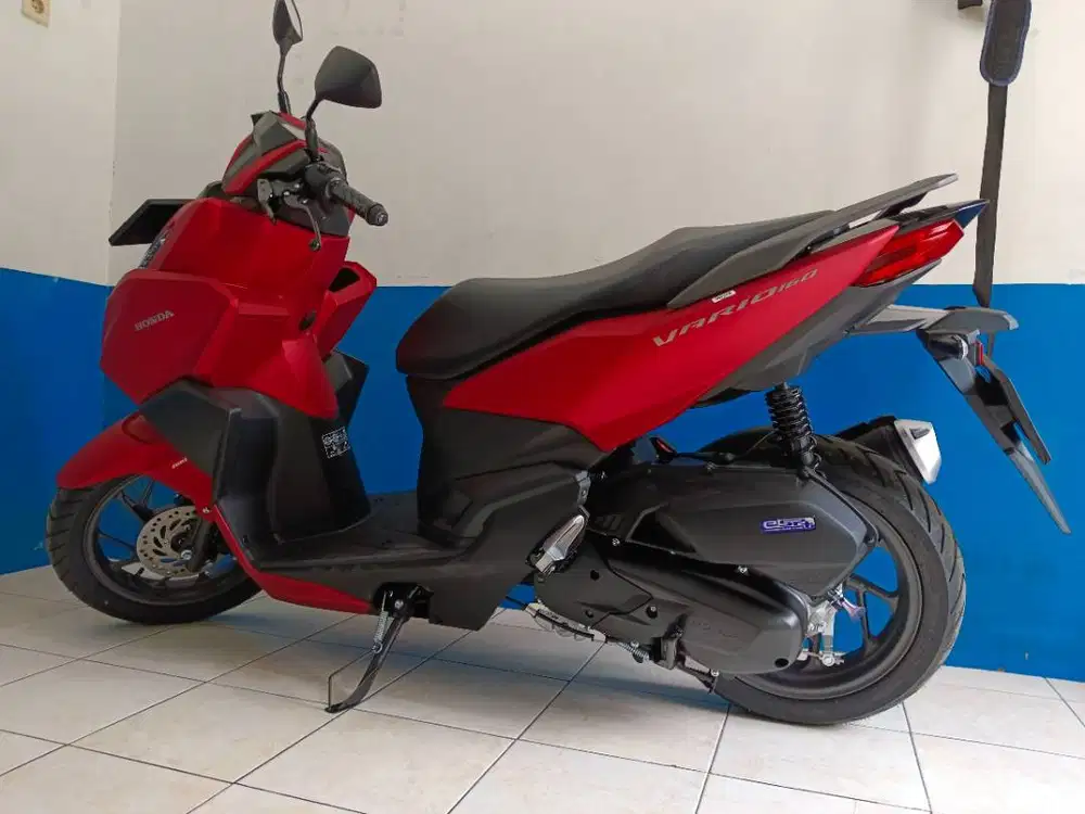 Dijual motor vario 160 CBS Tahun 2023 pemakaian pribadi.