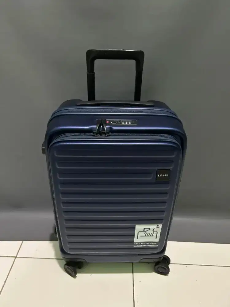 Koper Lojel cubo Cabin 20 inch/  Navy blue