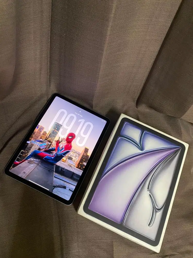 IPAD AIR 7 M3 128GB SILVER LIKE NEW NO MINUS