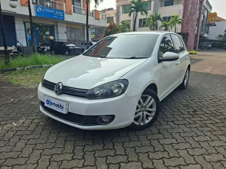 Volkswagen Golf 1.4 TSI Bensin AT 2013 Putih