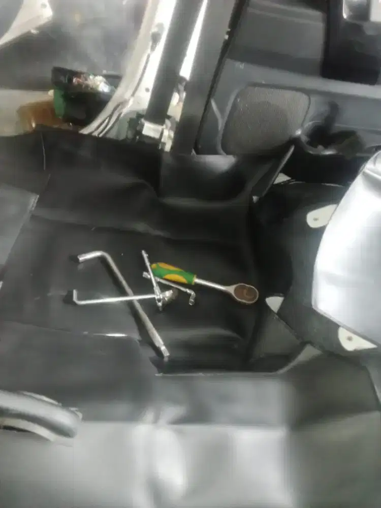 Karpet dasar mobil