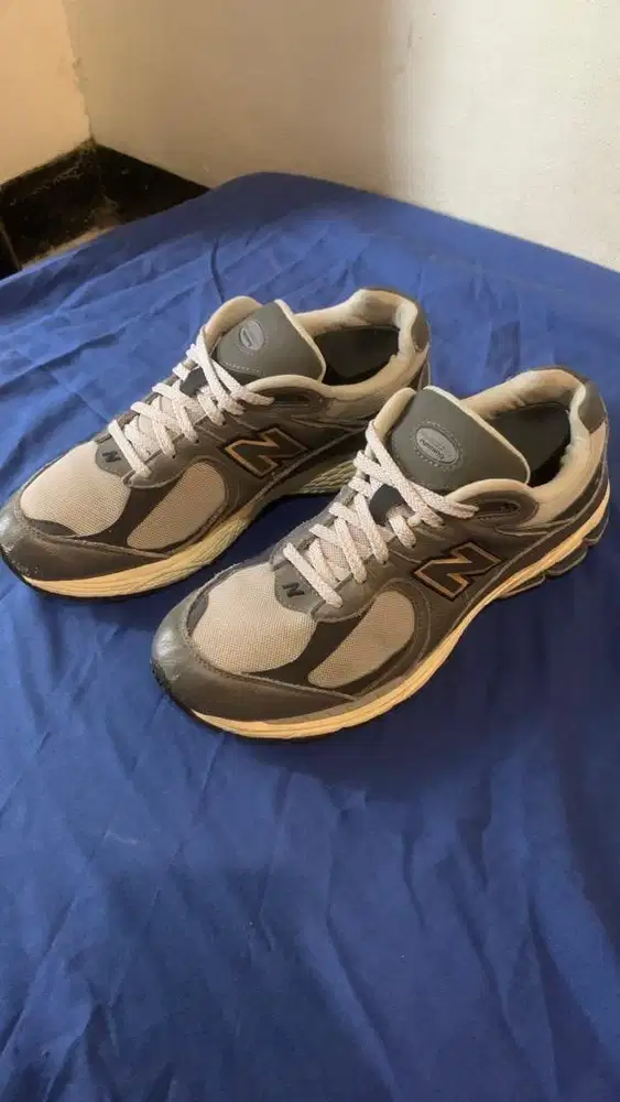 New Balance 2002R castlerock