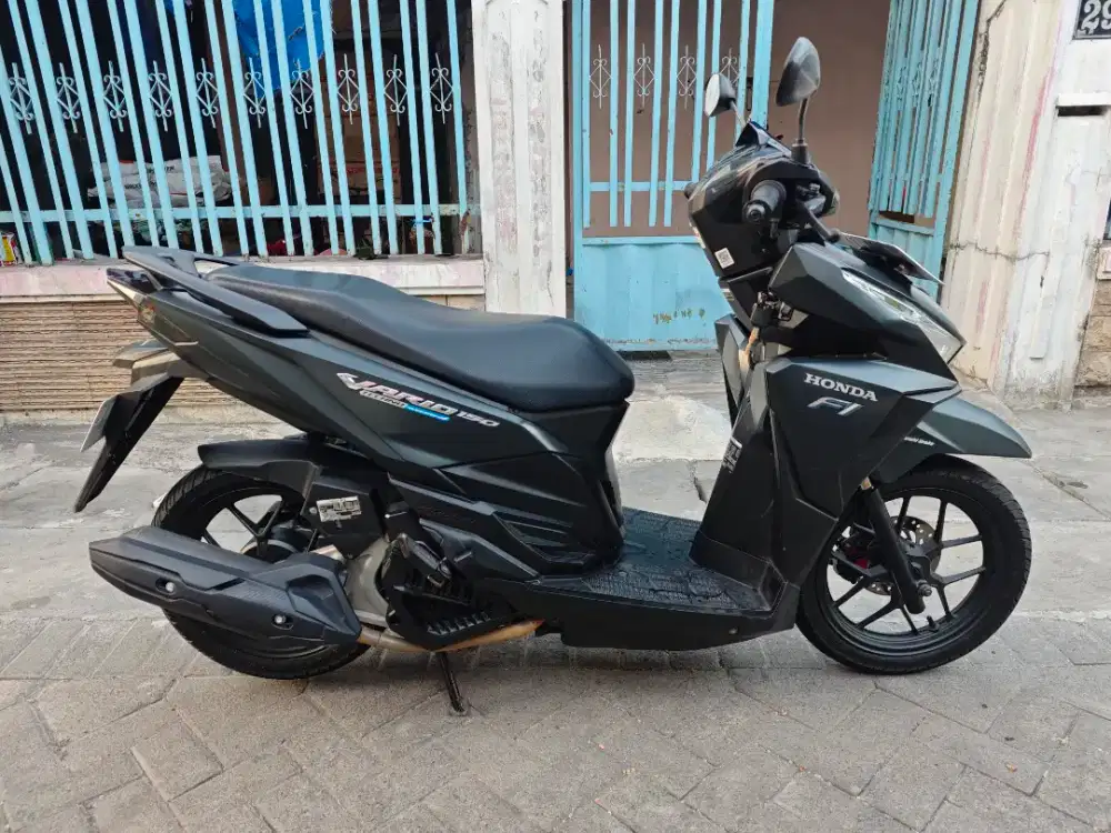 Jual vario 150 2015 kondisi sgt bagus samsat manyar