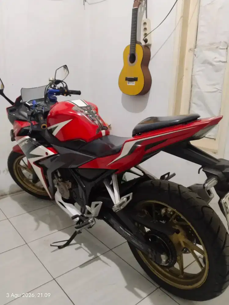Di jual honda cbr 150 r 2016