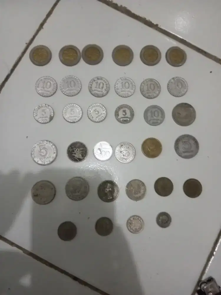 Uang koin legends koleksi