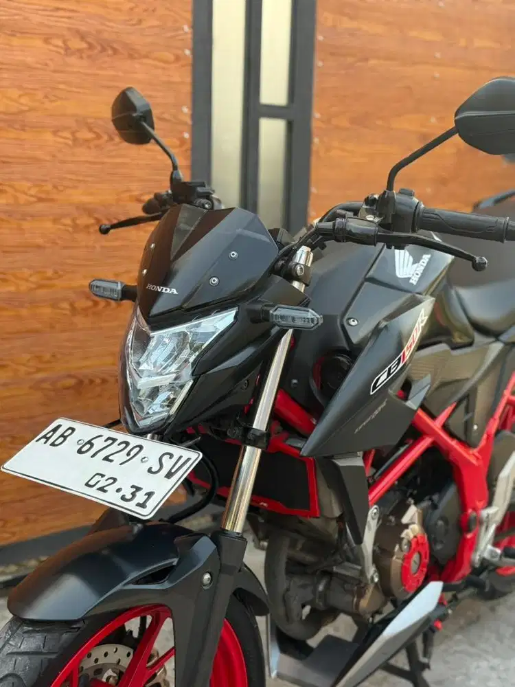 Cb150r 2016 km 28rbuan istimewa