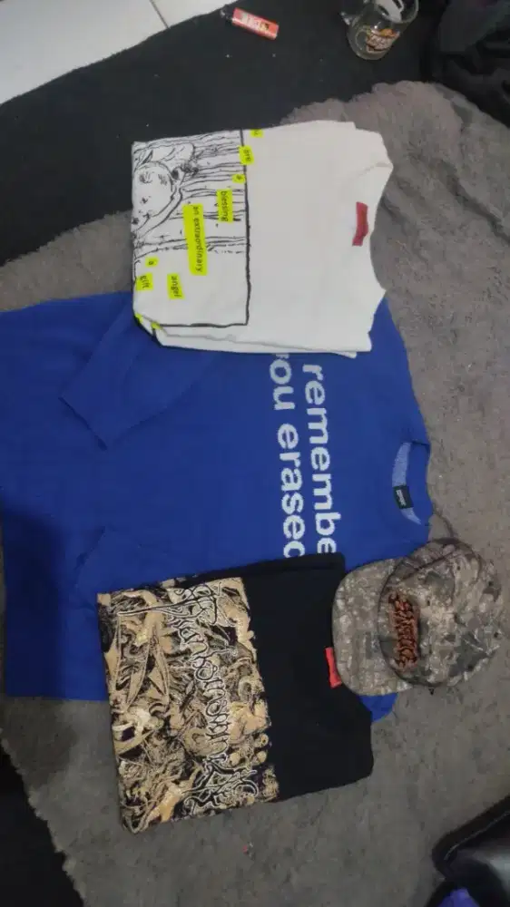 KNITWEAR DAN TSHIRT
