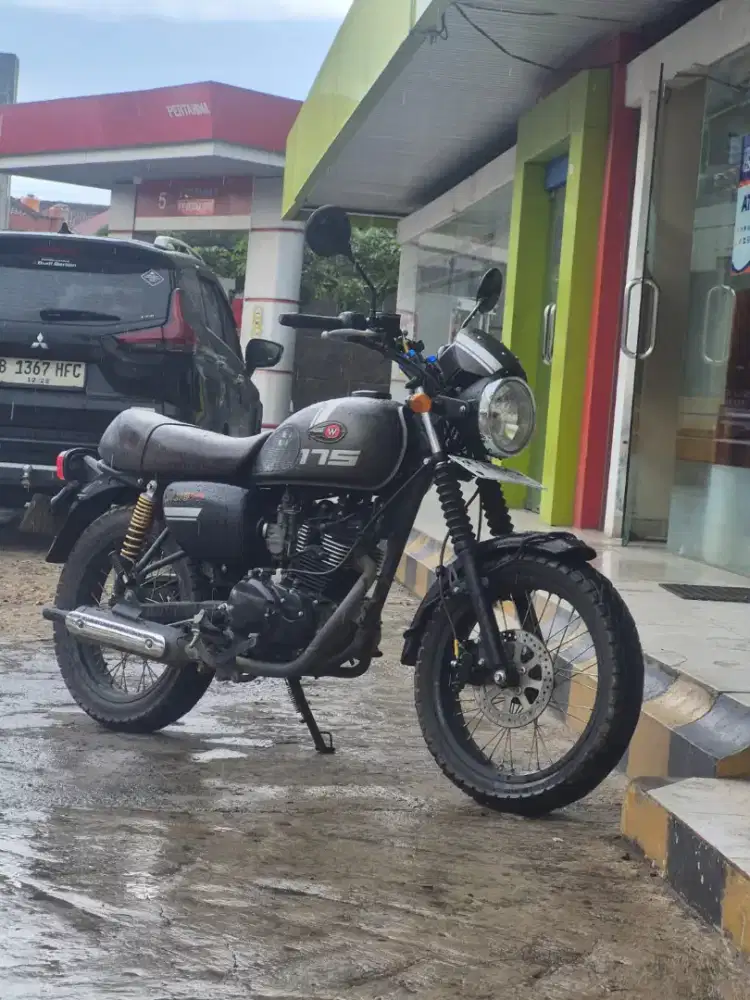 Kawasaki W175 CAFE