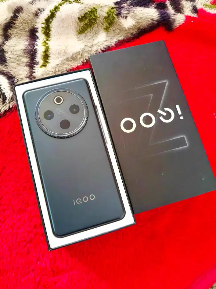 IQOO Z10 5G RAM 12+12/256 GB FULLSET GARANSI AKTIF