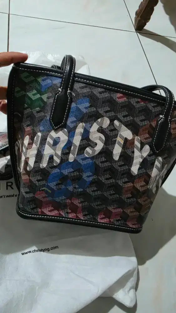 Tas wanita christy ng preloved