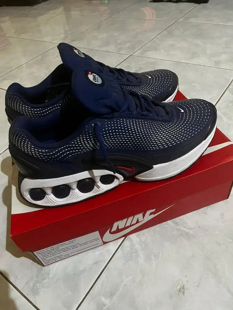 Sepatu Nike Air Max DN