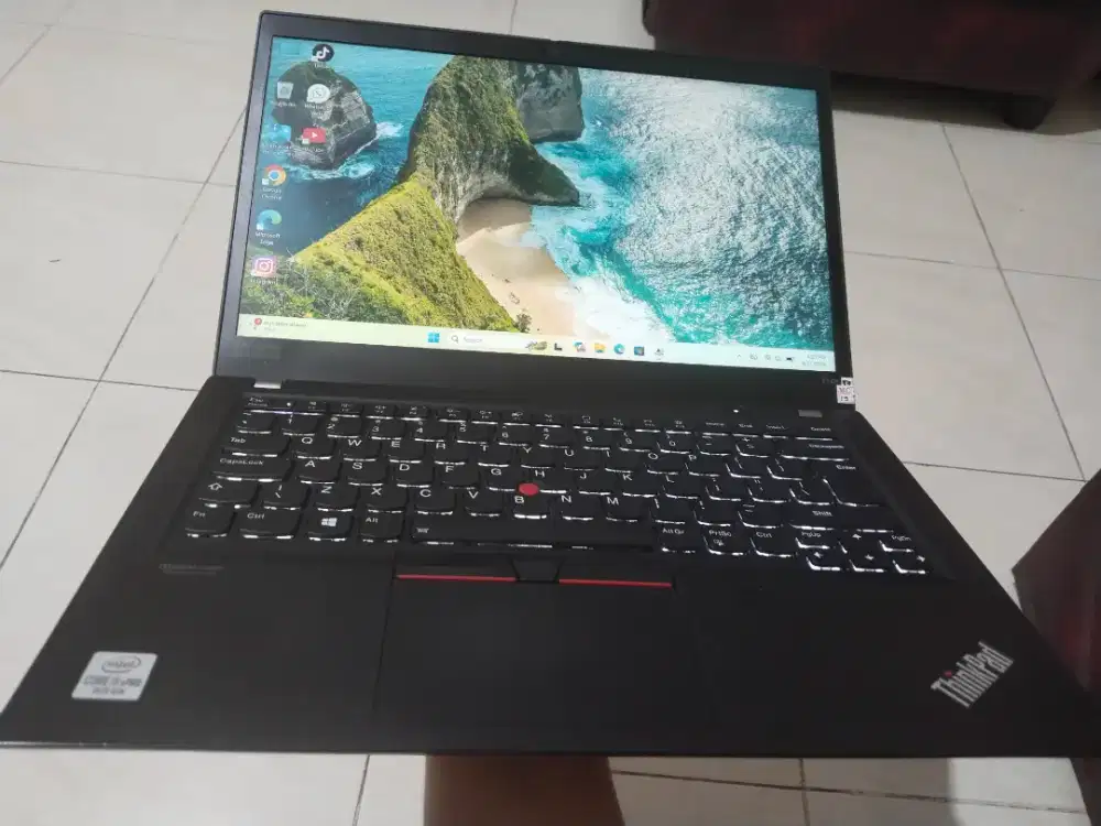 Dijual laptop Lenovo Thinkpad T14s Intel i5 gen 10 Ram 16GB Fingerprin
